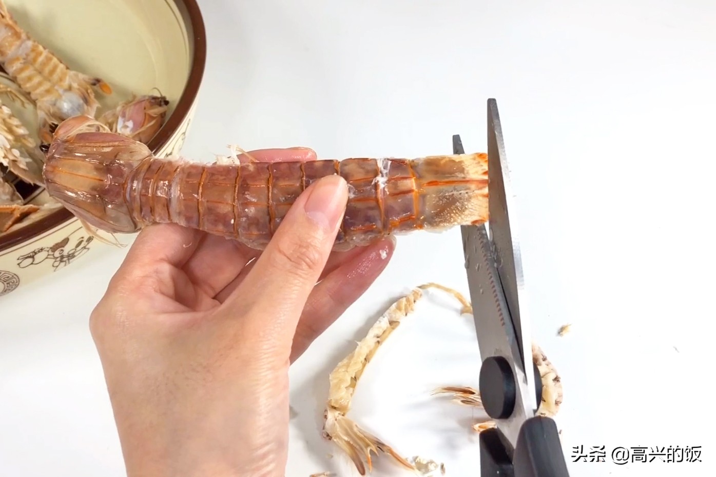 皮皮虾的吃法剥法图解图片